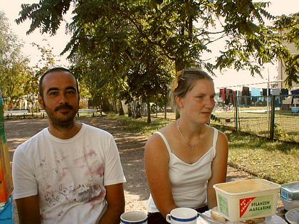 Augusto and Malin having breakfast outside