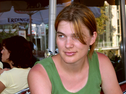 B&auml;rbel, her lip almost healed