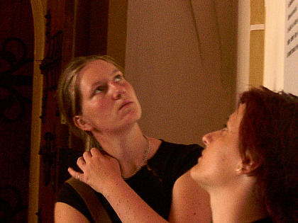 Malin and Tara looking around